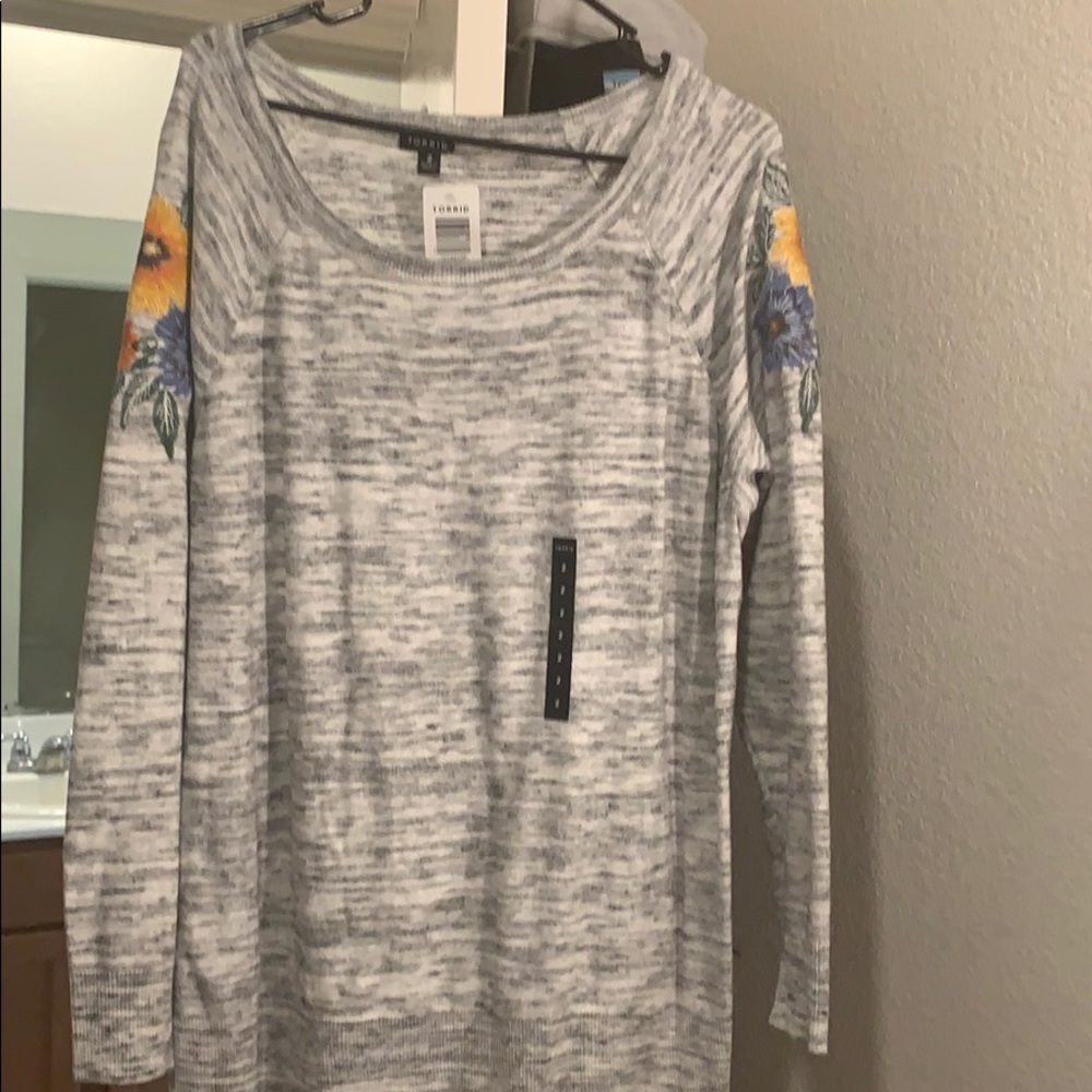 Torrid long sleeve floral